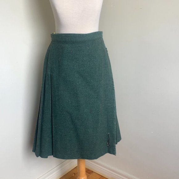 Green Pleated Wool Kilt - Picture 1 of 5